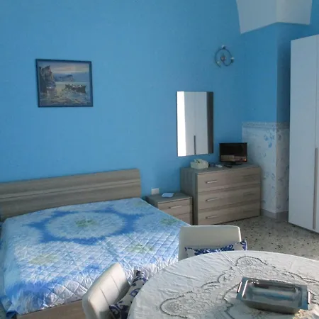 Azzurro Cielo Казарано